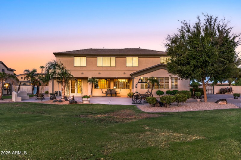 5312 N Sierra Hermosa