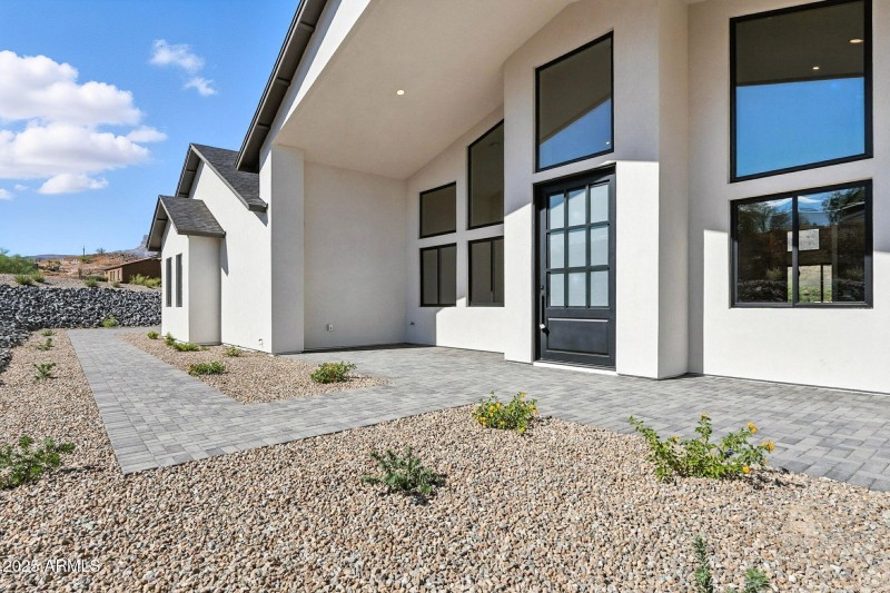 32-web-or-mls-South Veronica-32