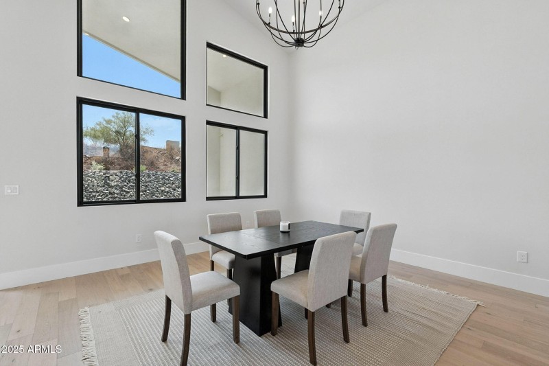 36-web-or-mls-South Veronica-36