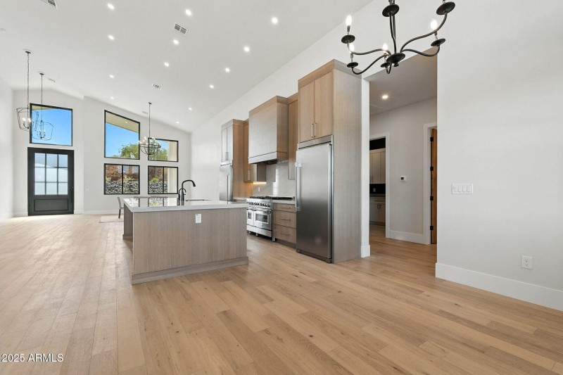 56-web-or-mls-South Veronica-56