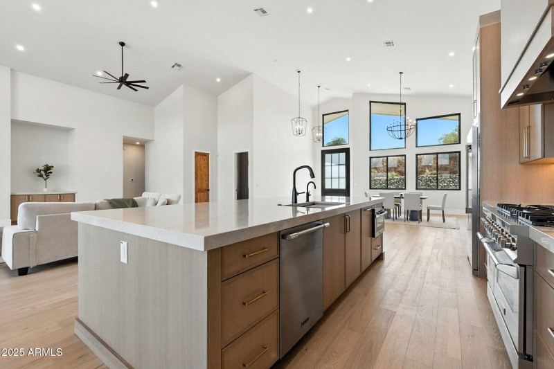 59-web-or-mls-South Veronica-59