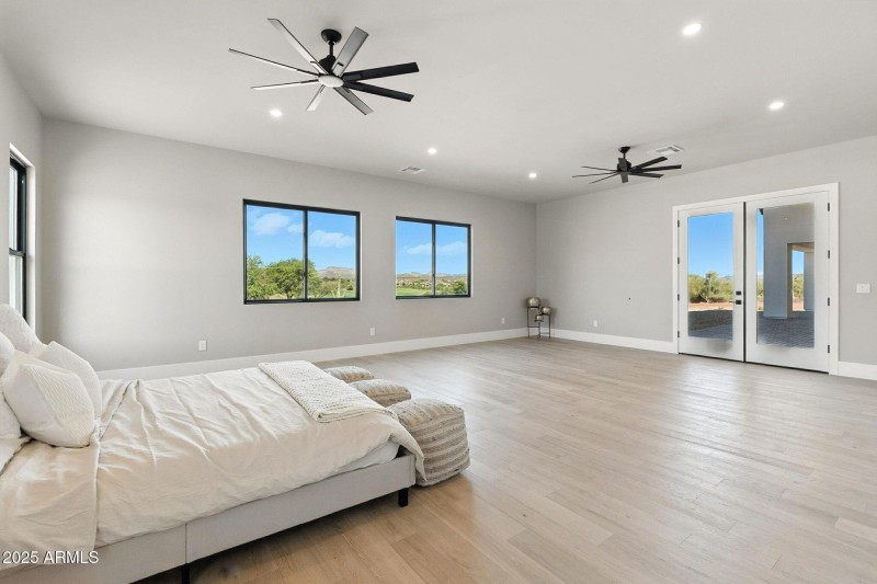 75-web-or-mls-South Veronica-75