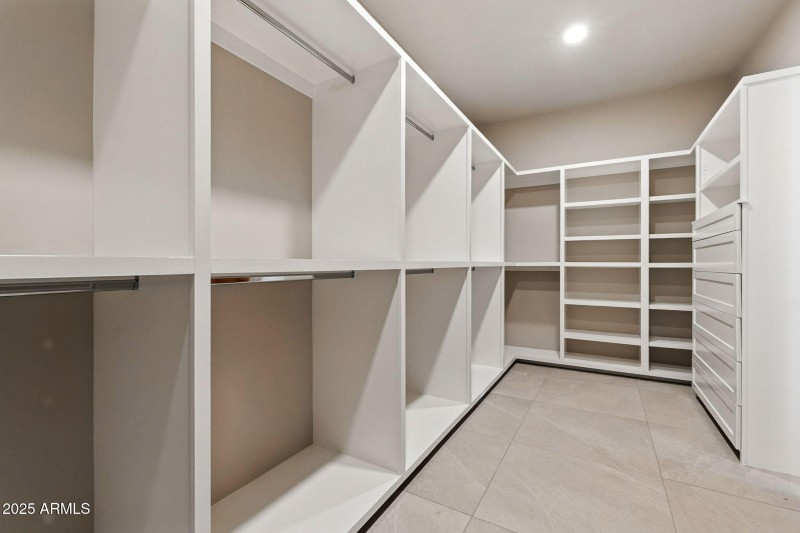 81-web-or-mls-South Veronica-81