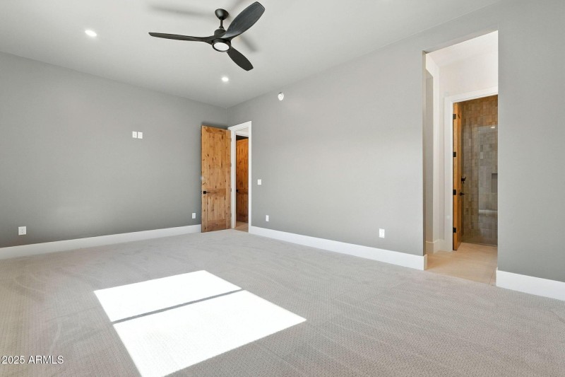 88-web-or-mls-South Veronica-88