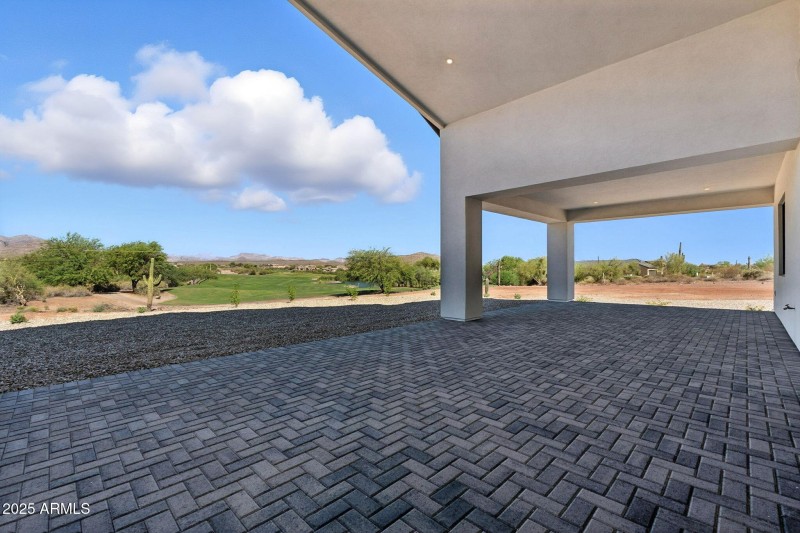 108-web-or-mls-South Veronica-108