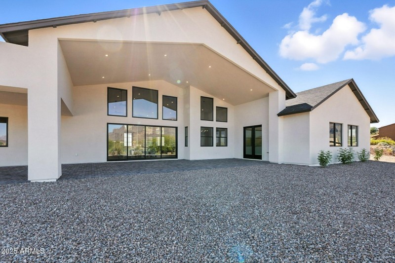 113-web-or-mls-South Veronica-113