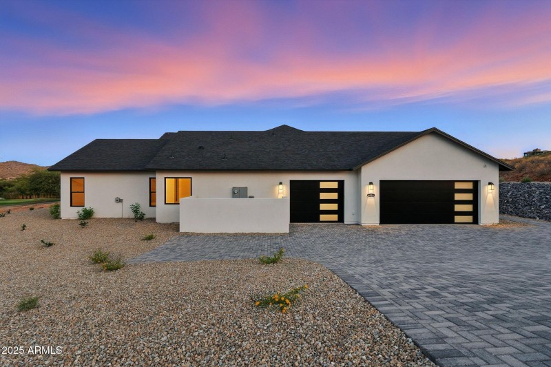 122-web-or-mls-South Veronica-122