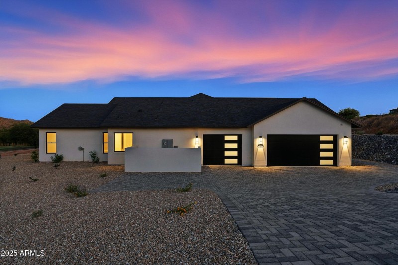 142-web-or-mls-South Veronica-142