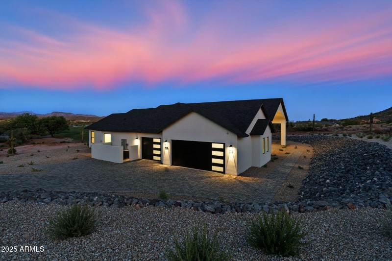 146-web-or-mls-South Veronica-146