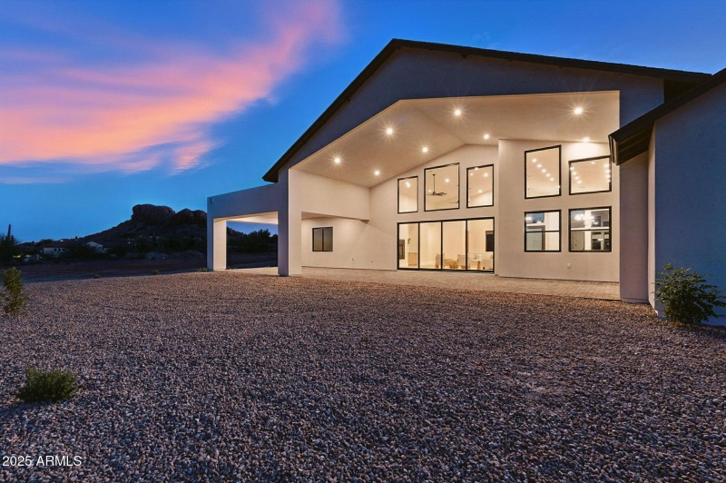 154-web-or-mls-South Veronica-154