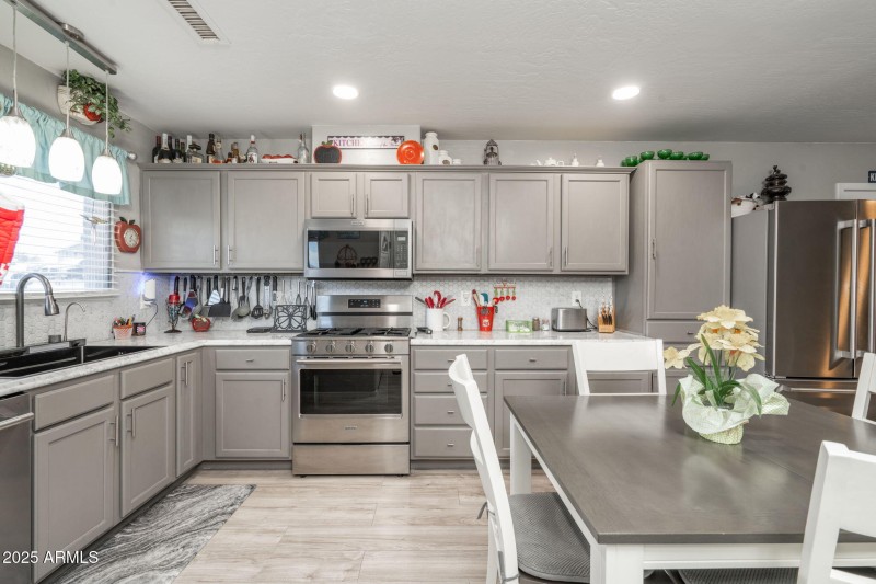 7-web-or-mls-29656-e-wagon-way