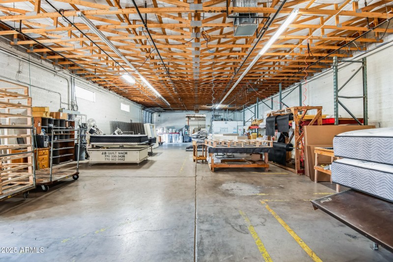 4132_N_38th_Dr_Phoenix_AZ_warehouse