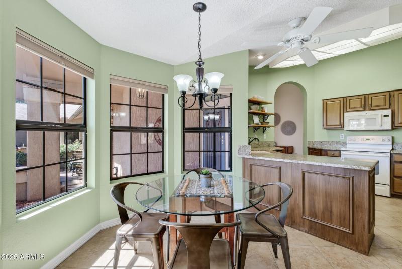 Eat-in Nook towards Kitchen