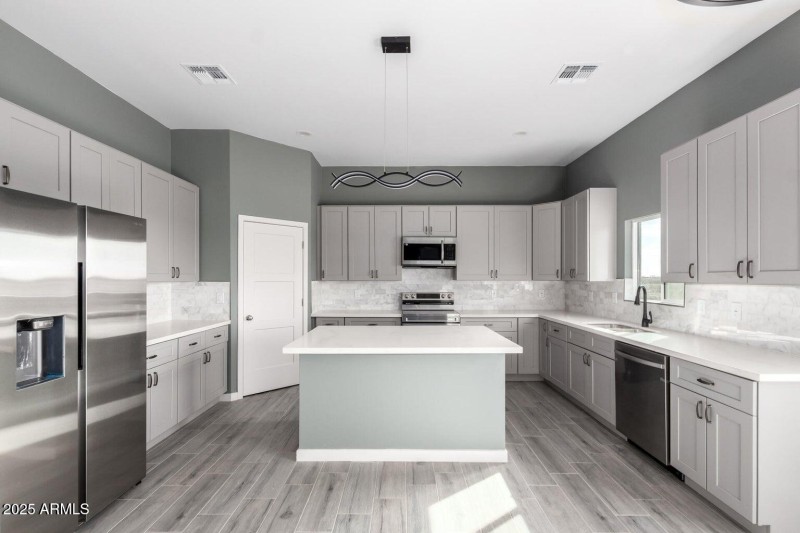 20250209080506065669000000-o