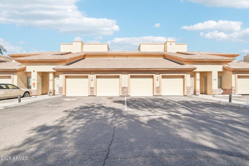 Garage Unit
