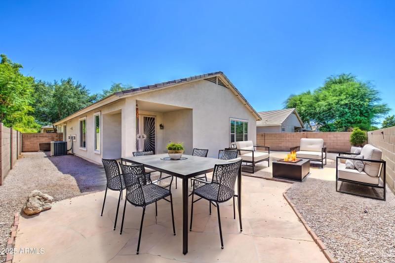 Rear-3 - Outdoor - Modern - 3