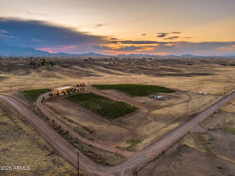 10-web-or-mls-Aerial-Harvest Dr-10