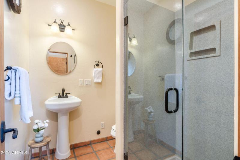 61-web-or-mls-Harvest Dr-41