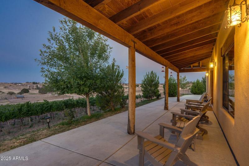 113-web-or-mls-Twilight-Harvest Dr-14