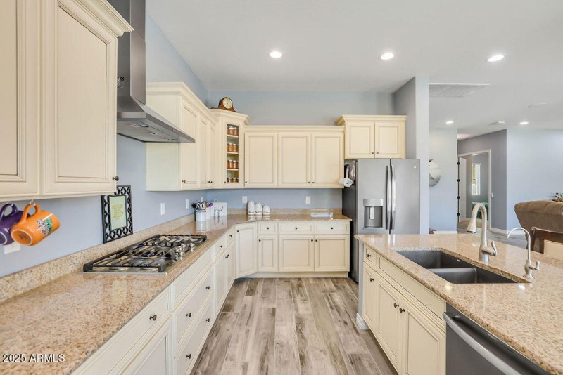 Staggered Cream ColoredCabinets
