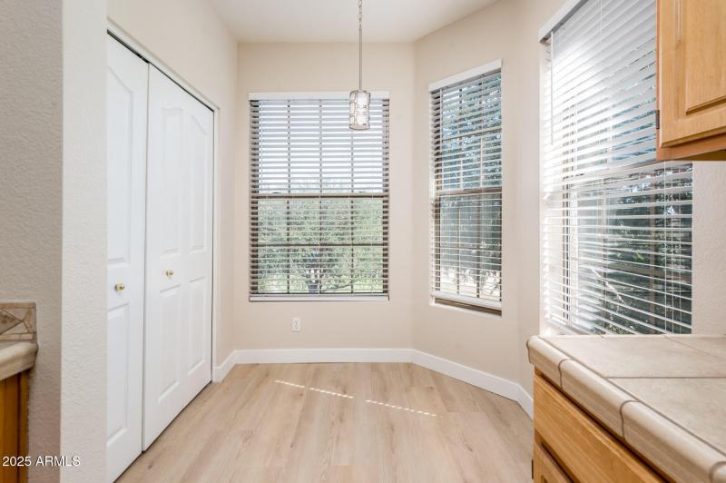 In Kitchen Setting area