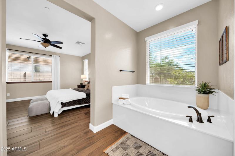 30641 N 137th Ave-21