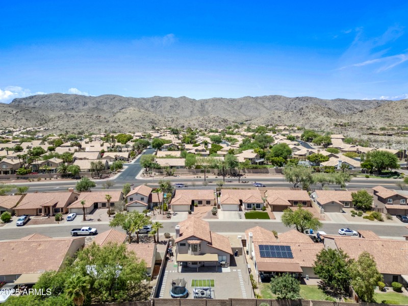 Close to hiking and trails