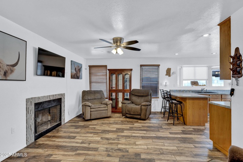 7157 W Cherry Hills Dr-11