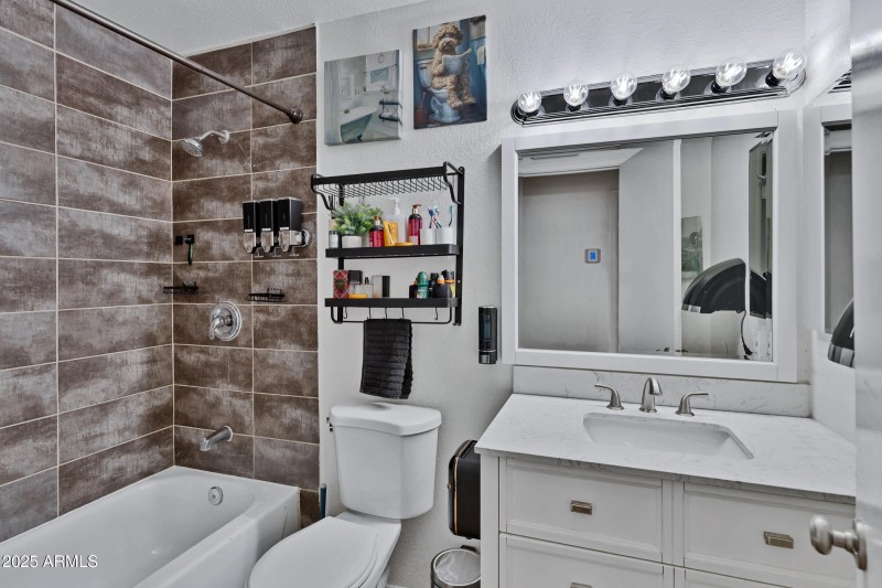 7157 W Cherry Hills Dr-22