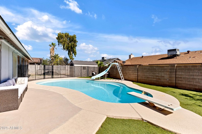 7157 W Cherry Hills Dr-30