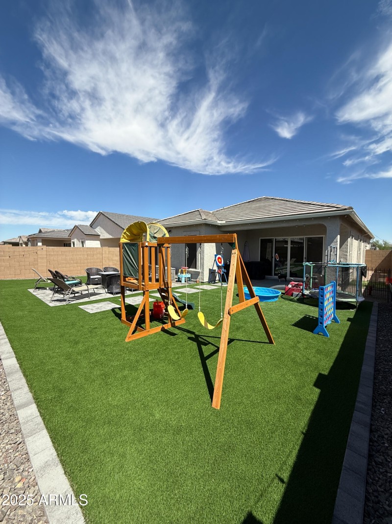 28) 61040-688c1e2588391