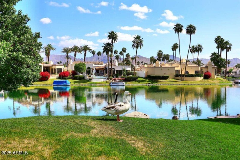 lake Serena in Scottsdale Ranch
