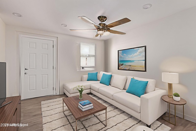 25-56th - Living Room - Standard - 3