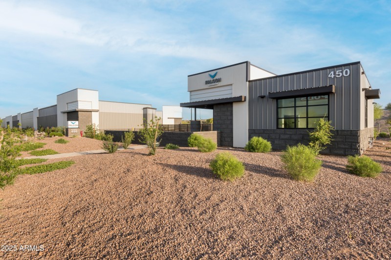 ARMays-FalconStorage_MSP0157