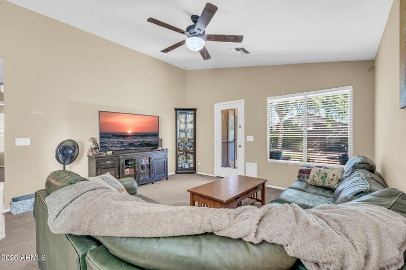 40390 W Coltin Way-9