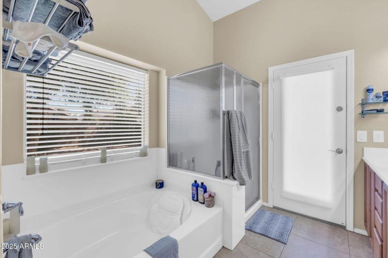 40390 W Coltin Way-25