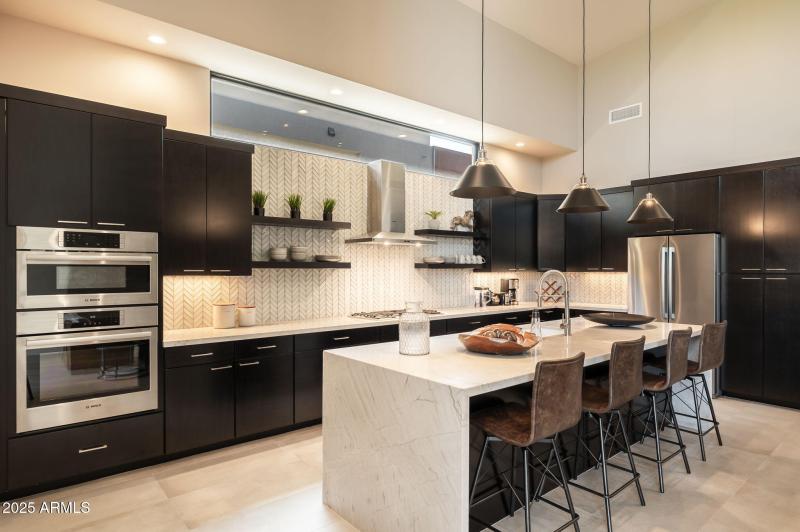 17-web-or-mls-6525-e-cave-creek-rd-31