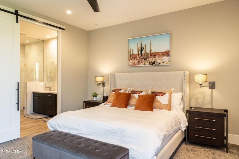 25-web-or-mls-6525-e-cave-creek-rd-31