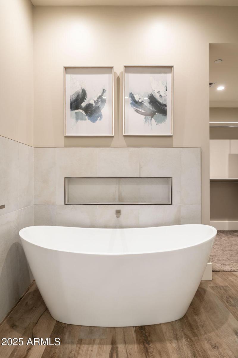 29-web-or-mls-6525-e-cave-creek-rd-31