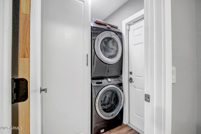 LAUNRY ROOM