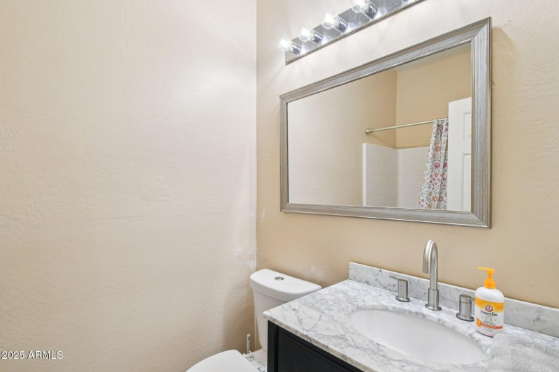 22-web-or-mls-E Calle Del Norte Dr-S0108