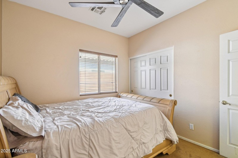 26-web-or-mls-E Calle Del Norte Dr-S0108