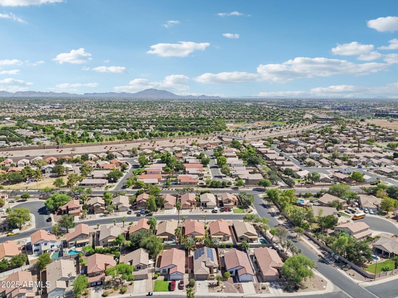 47-web-or-mls-E Calle Del Norte Dr-S0108