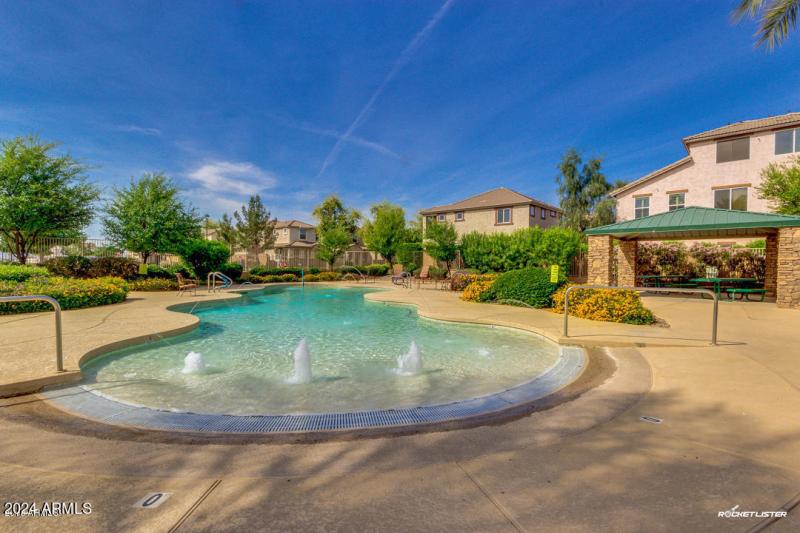 20180918230111493137000000-o