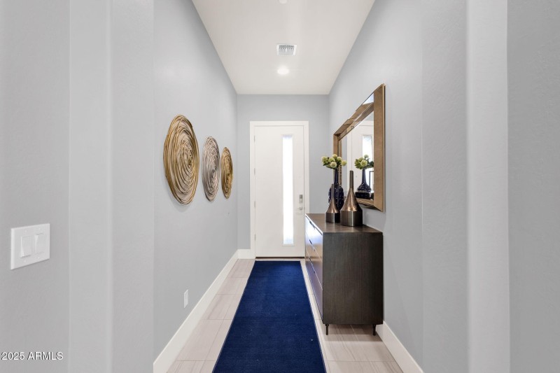 6-web-or-mls-7449-e-via-de-luna-dr