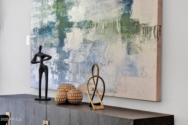 24-web-or-mls-7449-e-via-de-luna-dr