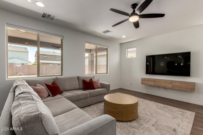 Spacious Family Room