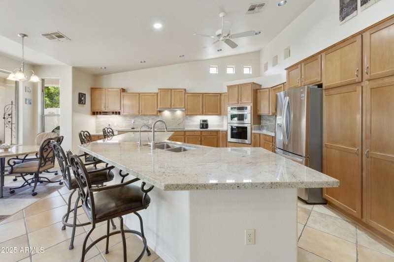 Kitchen island breakfast bar