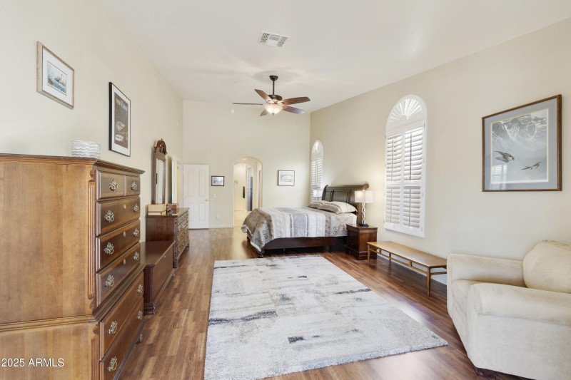 Primary suite