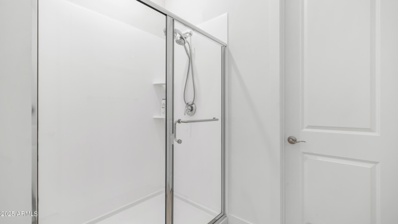 8022 W Northview Ave (26)